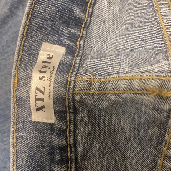 Straight leg jeans - Picture 5 of 7